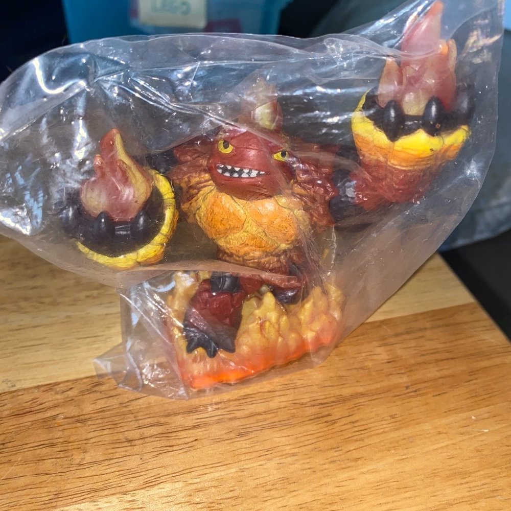 Skylander giant